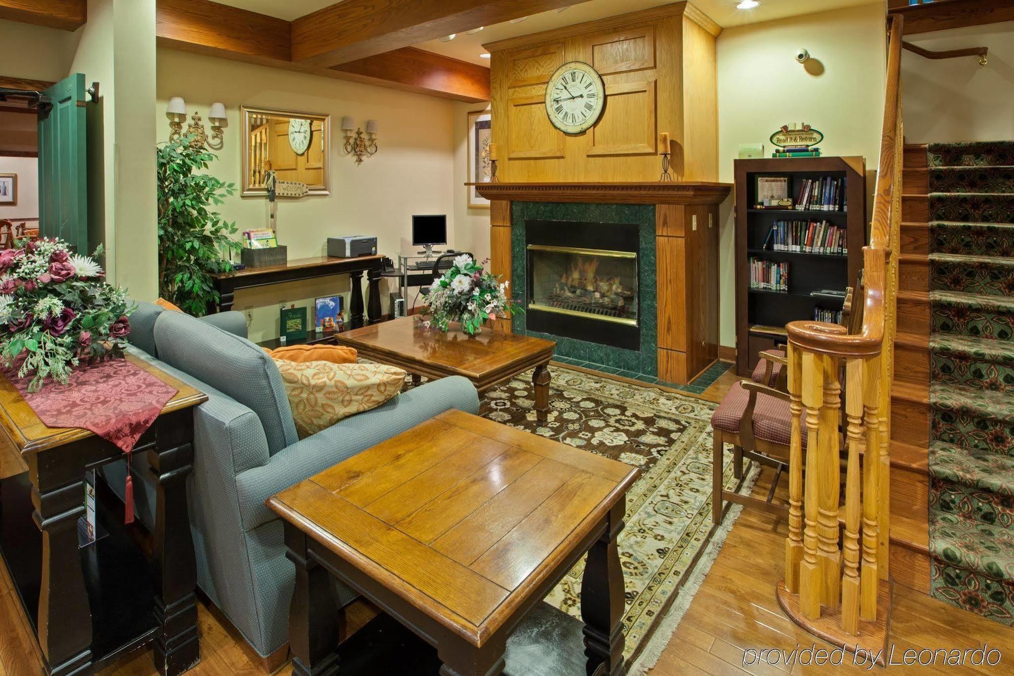Country & By Radisson, Lansing, Mi Hotel 3*